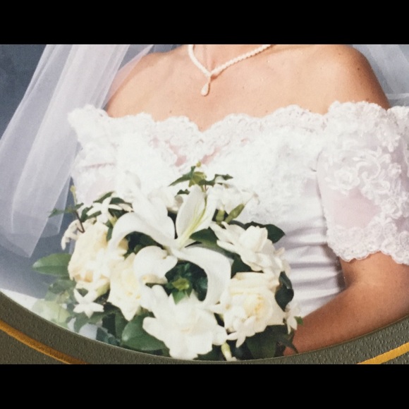 Alfred Angelo Wedding Dress - Picture 1 of 5